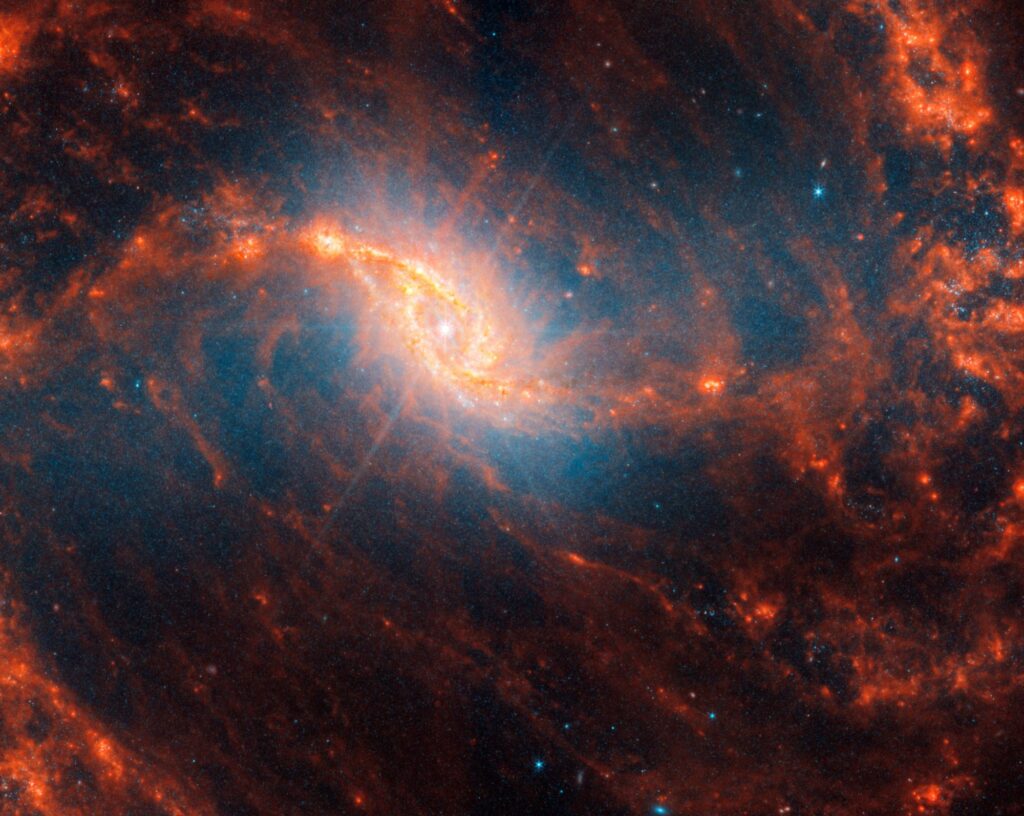 کهکشان مارپیچی NGC 1365