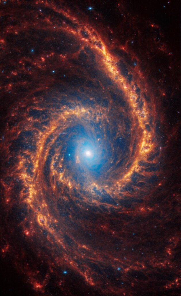 کهکشان مارپیچی NGC 1566