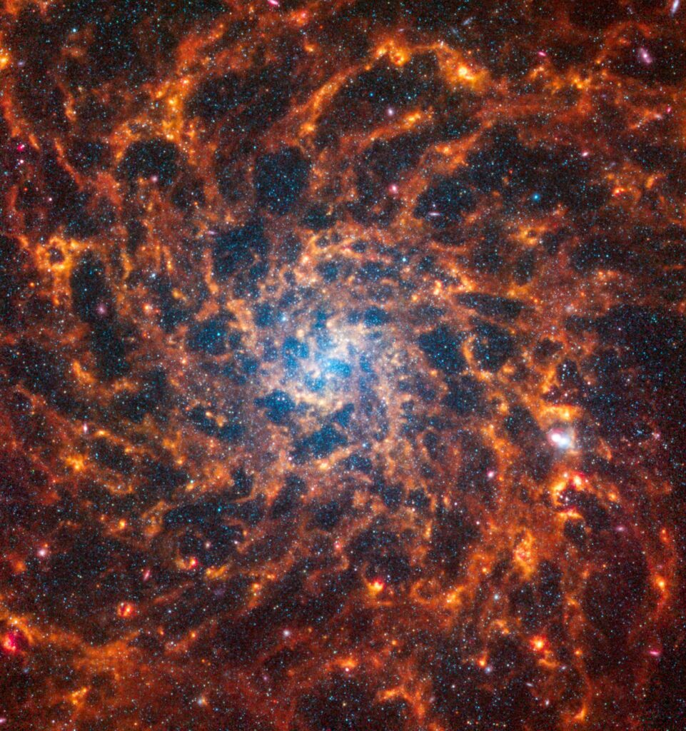 کهکشان مارپیچی IC 5332