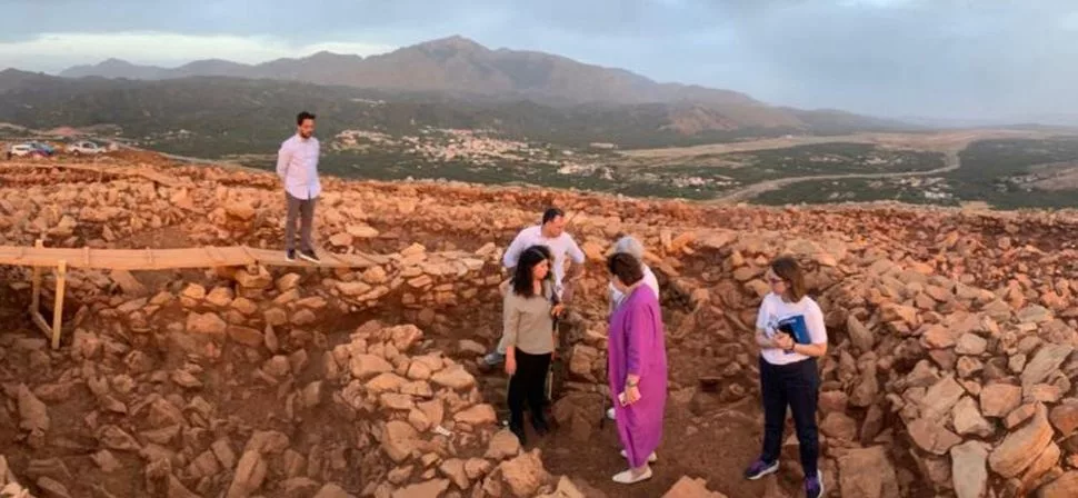 کاخ مرموز 4000 ساله با دیوارهای درهم پیچیده در جزیره کرت یونان کشف شد