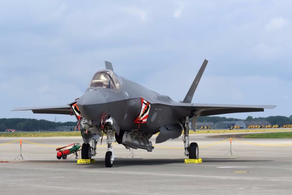 چه کشورهایی جنگنده F-35 را خریداری کرده اند؟_به رنگ صبح 14 چه کشورهایی جنگنده F-35 را خریداری کرده اند؟