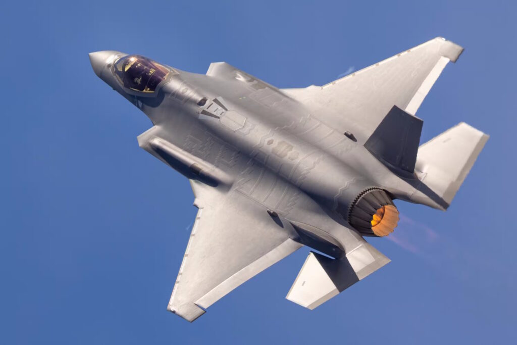چه کشورهایی جنگنده F-35 را خریداری کرده اند؟_به رنگ صبح 16 چه کشورهایی جنگنده F-35 را خریداری کرده اند؟