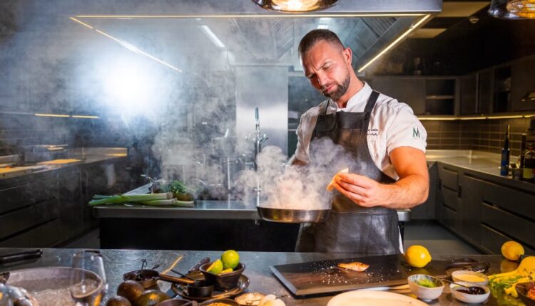 1723745003 435 ۲۷ ایده شغل دوم دو نظر پول‌ساز برای در