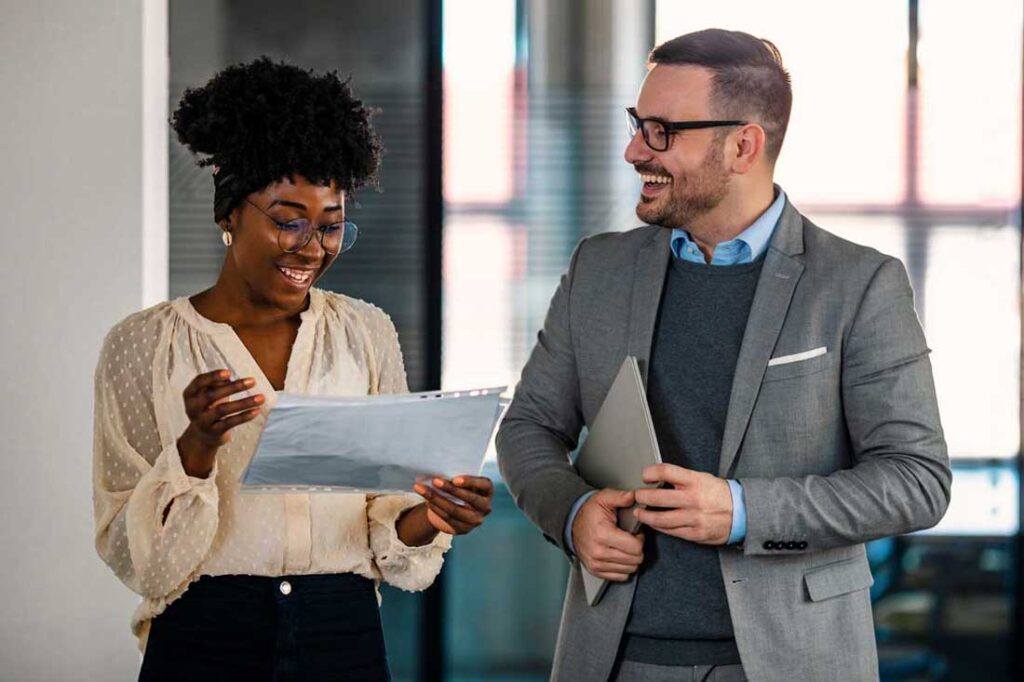 1735880002 913 آیا زن‌ها از مدیران زن بیزارند؟ ۶ نظر برای