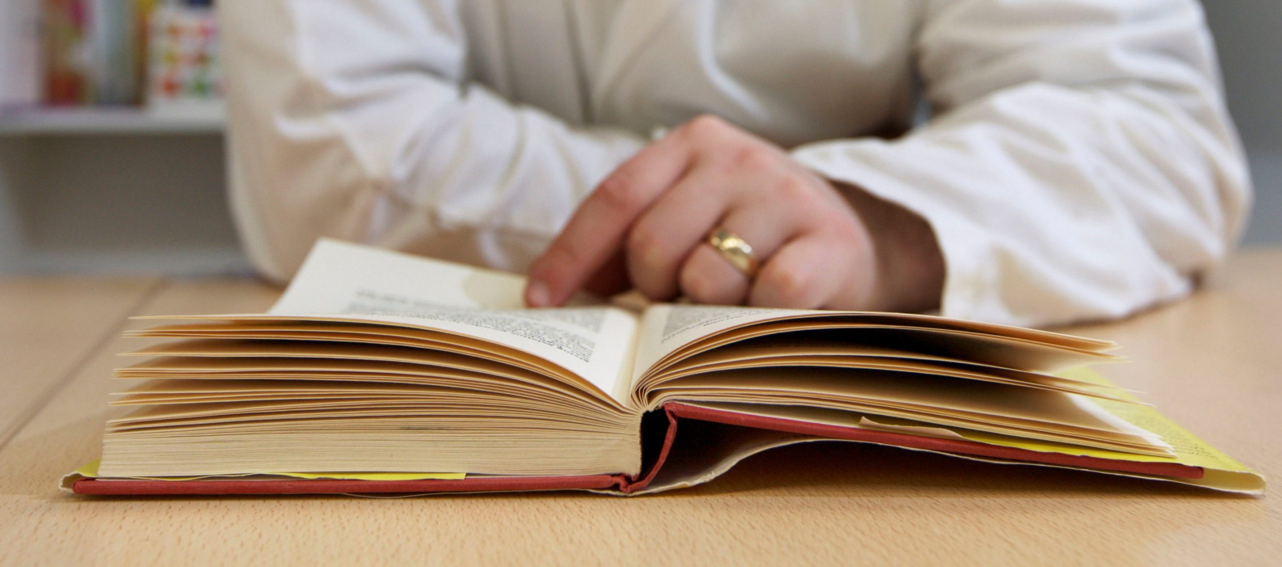 چطور برنامه ریزی درسی کنیم؛ نکات برنامه ریزی برای درس خواندن موثر_به رنگ صبح 18 1743590394 58 چطور برنامه ریزی درسی کنیم؛ نکات برنامه ریزی برای درس