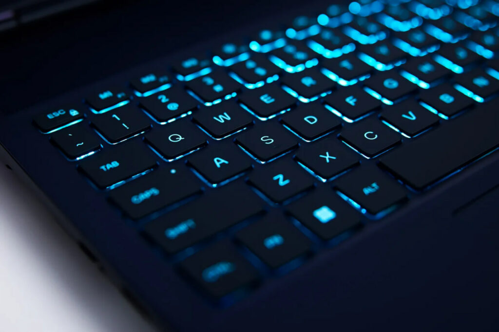 الین ویر دو لپ تاپ گیمینگ و اقتصادی تازه معارفه کرد_به رنگ صبح 3 الین ویر دو لپ تاپ گیمینگ و اقتصادی جدید معرفی کرد