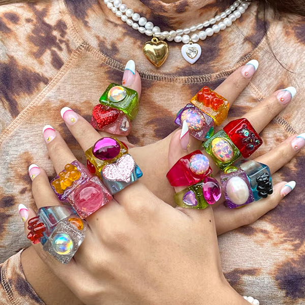 🎁 بهترین هدیهها برای دختران نوجوان: راهنمای خرید اکسسوری خاص و ترندی 25 60f488cb 04ef 4784 a3ff a6d635d4ec43 1