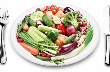 چه غذاهایی برای رفلاکس معده مفیدند و چه غذاهایی زیان اور؟_به رنگ صبح 19 نقش سبزیجات در جلوگیزی از رفلاکس معده