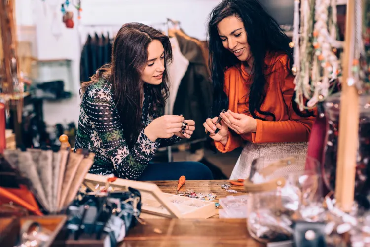 چطور در بزرگسالی دوست اشکار کنیم؟ + ۱۰ راه عملی_به رنگ صبح 19 چگونه در بزرگسالی دوست پیدا کنیم؟ + ۱۰ راه عملی